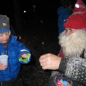 Nissetur med fakler og&nbsp;grøt