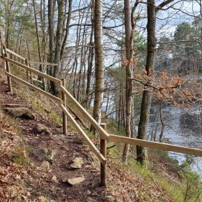 Utbedring av sti og nytt&nbsp;rekkverk